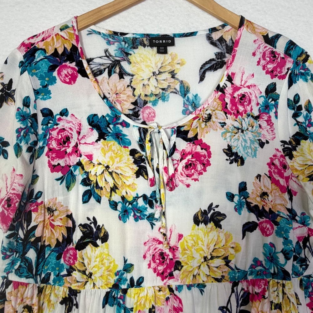 Torrid Womens Size 00 Multicolor Floral Babydoll Blouse Boho‎ Flowy Cottagecore